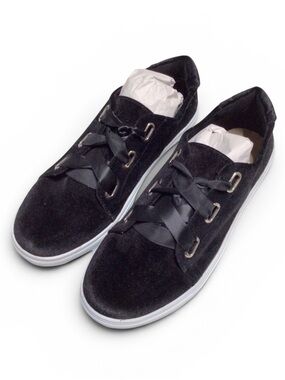 Ashley Stewart Daley Black Velvet Sneakers Ribbon Lace Comfort Shoes Size 10W NW